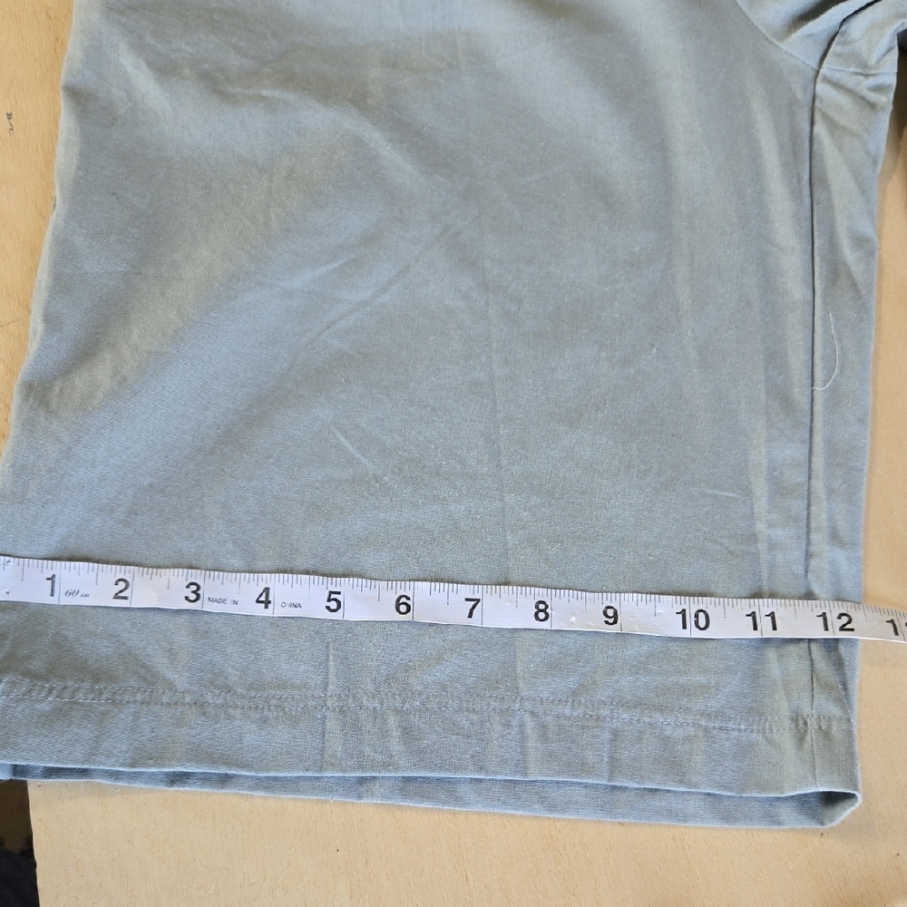 PA17 Capris Pants Light Sage with Button Accents Elastic Waist Pockets Pull On - Picture 11 of 11
